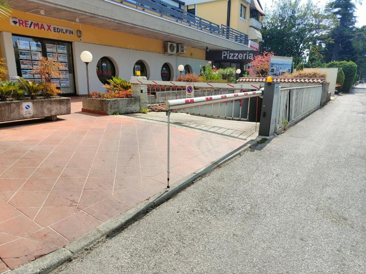 Tra Cielo E Lago - Gerale H&B Desenzano del Garda Exterior foto